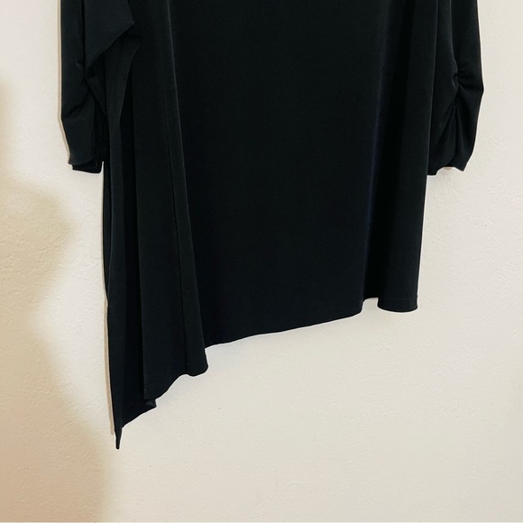 Catherines V-Neck 3/4 Sleeve Asymmetrical Blouse Women Size 1X Color Black - Picture 6 of 9